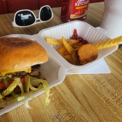 Brown's Drive In - Small cheeseburger