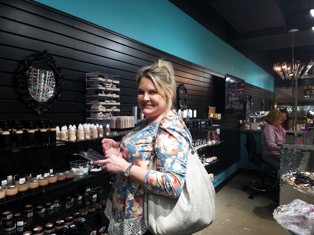 COSMETICS CORNER Updated October 2024 2050 Stemmons Fwy, Dallas