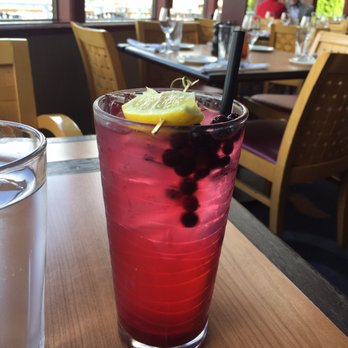 Anthony's Woodfire Grill - Marrionberry lemonade - New American Near Me - Everett, Washington