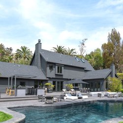 Cody Garcia Real Estate - Pool and yard of Malibu estate