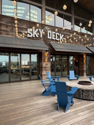 Del Mar Highlands Town Center by null