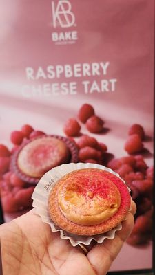 Bake Cheese Tart by null