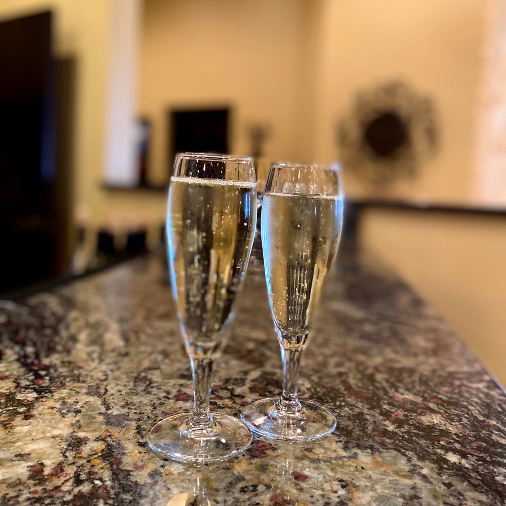 Acquaviva Winery - Champagne - Wineries Near Me - Maple Park, Illinois