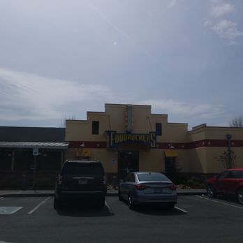 Fuddruckers - Burgers Near Me - Sevierville, Tennessee