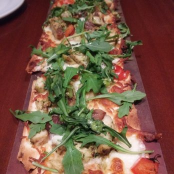 Seasons 52 - flatbread $5 happy hour - New American Near Me - Phoenix, Arizona