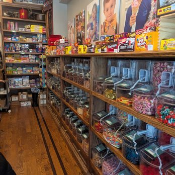 Peppinos Candy Shoppe - Candy Stores Near Me - Brooklyn, New York Peppinos Candy Shoppe - Candy Stores Near Me - Brooklyn, New York