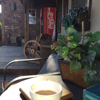 Sheldon St Lodge - Morning coffee on the deck - Hotels Near Me - Prescott, Arizona Sheldon St Lodge - Morning coffee on the deck - Hotels Near Me - Prescott, Arizona
