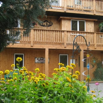 Moss Mountain Inn - Hotels Near Me - Columbia Falls, Montana Moss Mountain Inn - Hotels Near Me - Columbia Falls, Montana