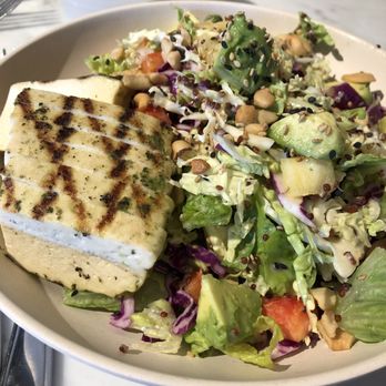 Flower Child - Vietnamese Crunch with tofu - Salad Near Me - Addison, Texas