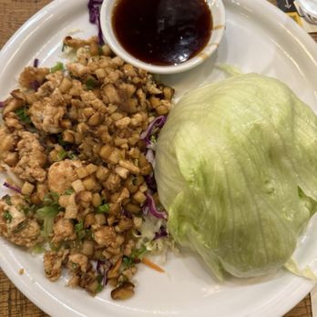 California Pizza Kitchen - Lettuce Wraps with chicken - Pizza Near Me - Aiea, Hawaii