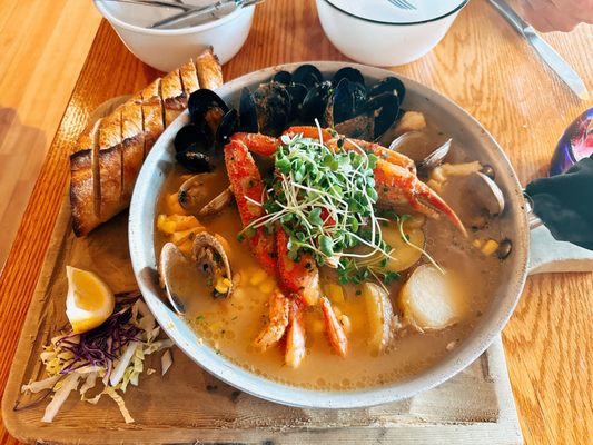 The Schooner Restaurant by null