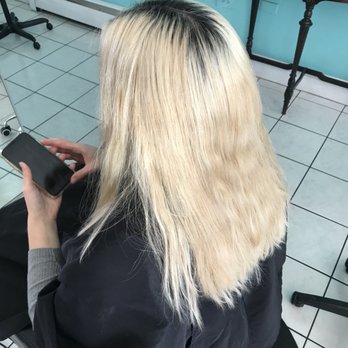 Floyd's 99 Barbershop - Another angle before having coloring and styling fixed - Barbers Near Me - Aurora, Colorado