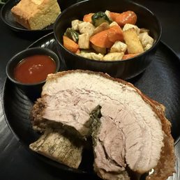 Porchetta 4/5 veggies 3.5/5 cornbread 4/5