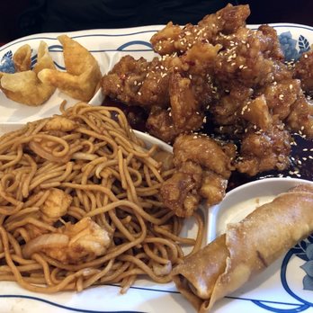 Huang Garden - Combo plate - Chinese Near Me - Johnstown, Colorado Huang Garden - Combo plate - Chinese Near Me - Johnstown, Colorado