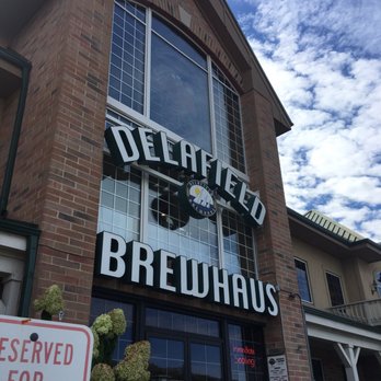 Delafield Brewhaus - Pubs Near Me - Delafield, Wisconsin