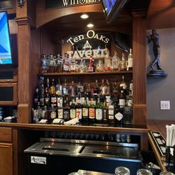 Ten Oaks Tavern - Ten Oaks Tavern Lager