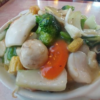 Bamboo Palace Restaurant - Seafood Chow Mein - Chinese Near Me - Abbotsford, British Columbia Bamboo Palace Restaurant - Seafood Chow Mein - Chinese Near Me - Abbotsford, British Columbia