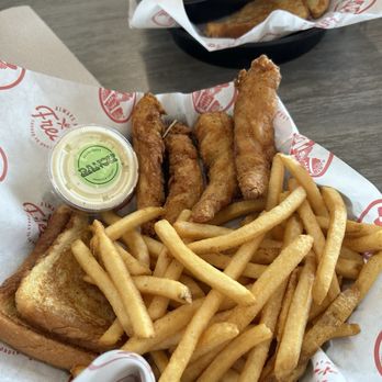 Slim Chickens - Chicken Wings Near Me - Henderson, Nevada
