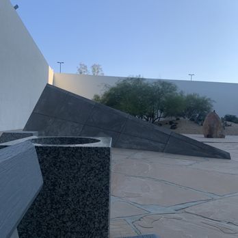 California Scenario - Noguchi Gardens - Botanical Gardens Near Me - Costa Mesa, California