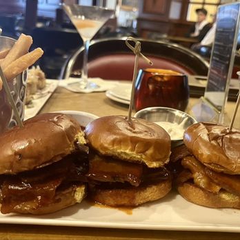The Library - Brisket sliders - Lounges Near Me - Dallas, Texas