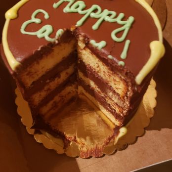 Sweet Mandy B's - Desserts Near Me - Chicago, Illinois