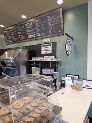 Knuckies Hoagies of Milton by null