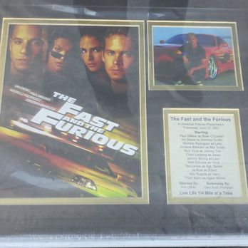 Bob's Market - The Fast and the Furious - Convenience Stores Near Me - Los Angeles, California