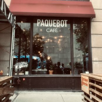 Paquebot Vieux Mtl - Outdoor seating - Coffee & Tea Near Me - Montreal, Quebec Paquebot Vieux Mtl - Outdoor seating - Coffee & Tea Near Me - Montreal, Quebec