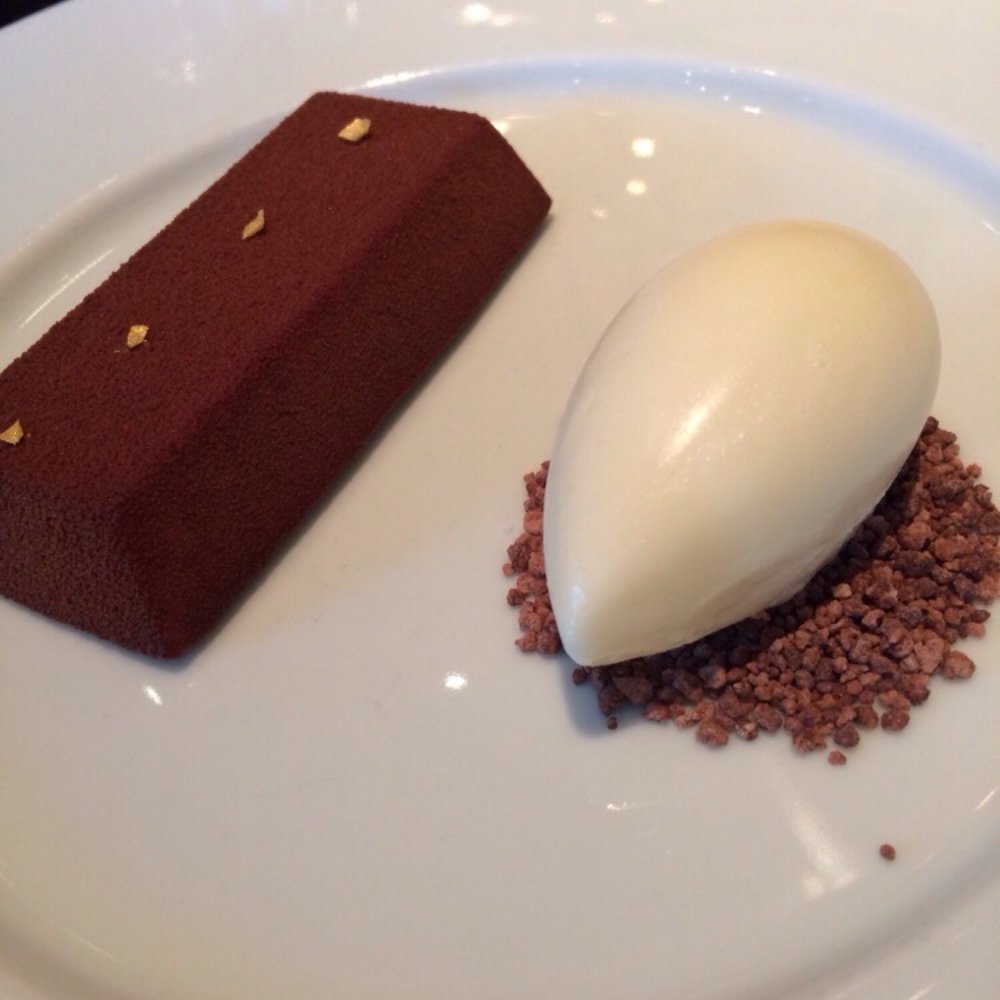 Dinner by Heston Blumenthal - British Near Me - London, XGL