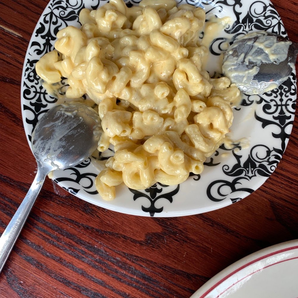 The Budlong Southern Chicken - Mac and cheese - Southern Near Me - Chicago, Illinois The Budlong Southern Chicken - Mac and cheese - Southern Near Me - Chicago, Illinois