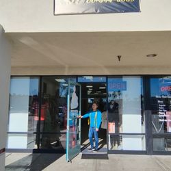 Rosas Alterations & More