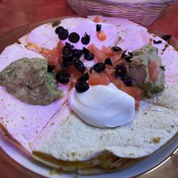 El Caporal Mexican Restaurant - Chicken quesadilla
