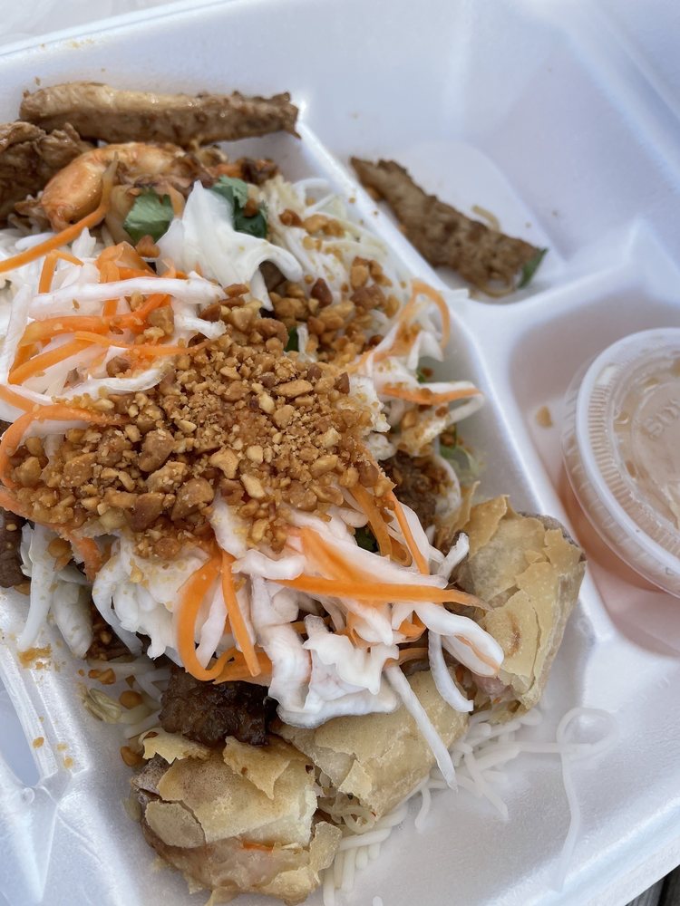 Lemongrass Cafe and Market