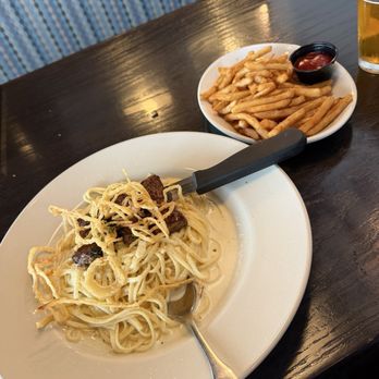 Mallards Southern Kitchen - STEAK ALFREDO - Seafood Near Me - Bloomington, Minnesota Mallards Southern Kitchen - STEAK ALFREDO - Seafood Near Me - Bloomington, Minnesota