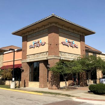 Windy City Pub - Building Exterior - Sports Bars Near Me - Leawood, Kansas Windy City Pub - Building Exterior - Sports Bars Near Me - Leawood, Kansas