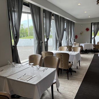Orange Hill Restaurant - Dining - New American Near Me - Newburgh, New York