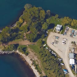 Humber Bay Park West Off-Leash Dog Park - bird's-eye view of Humber Bay Park West Off-Leash Dog Park (from Google Maps)