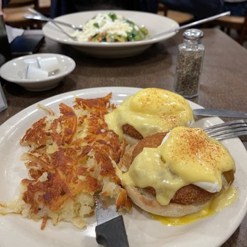 Bill's Cafe - Crab Cakes Benedict* - Breakfast & Brunch Near Me - Fremont, California