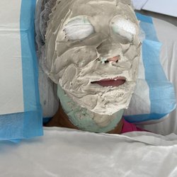 Erika Skin Studio - Four layers facial will give you a lifting to your skin