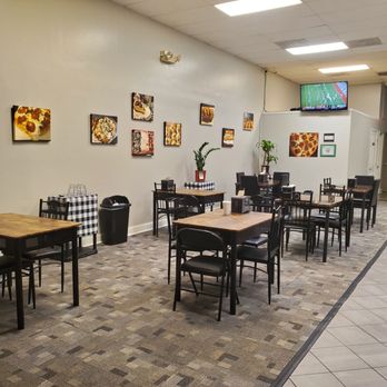 Cucinellas Pizza - Interior - Pizza Near Me - Jacksonville, Florida Cucinellas Pizza - Interior - Pizza Near Me - Jacksonville, Florida