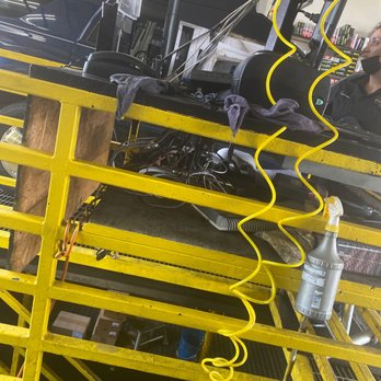 Oil Changers - Oil Change Stations Near Me - Pittsburg, California