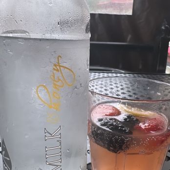 Milk and Honey Restaurant at Cascade - Mimosa and water - Breakfast & Brunch Near Me - Atlanta, Georgia