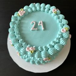 Miranda's Bakery - Birthday cake