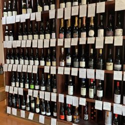 Great Falls Wine Outlet - Great Falls Wine Outlet Wine Shelf