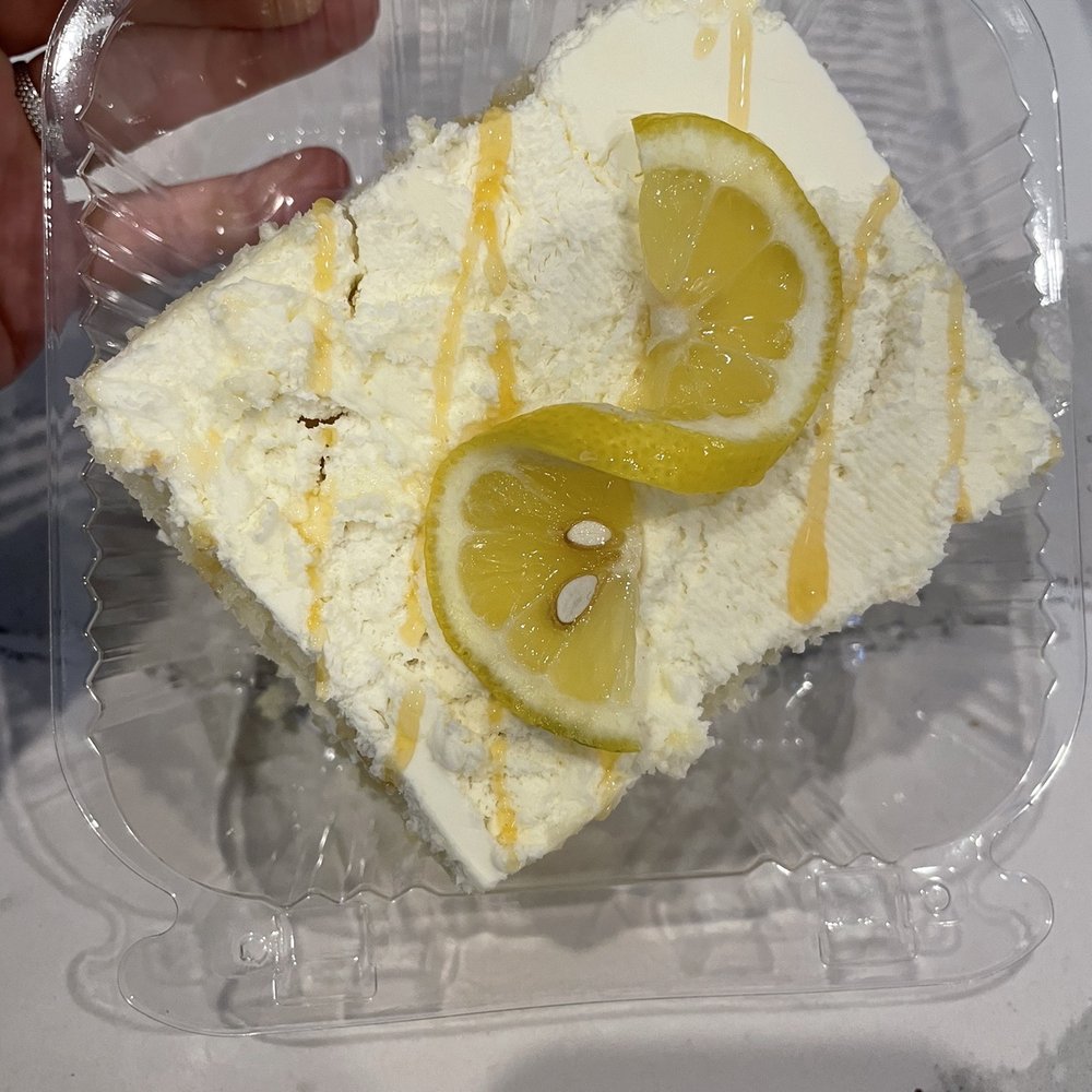 NS Custom Cakes - Deli - Lemon shortcake - Bakeries Near Me - Independence, Missouri NS Custom Cakes - Deli - Lemon shortcake - Bakeries Near Me - Independence, Missouri