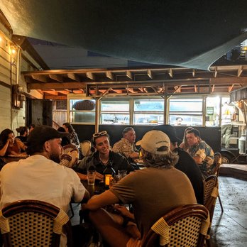 Floralia - The ambience is vibing at floralea - Italian Near Me - Honolulu, Hawaii Floralia - The ambience is vibing at floralea - Italian Near Me - Honolulu, Hawaii