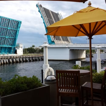Houston's Restaurant - American Near Me - Pompano Beach, Florida Houston's Restaurant - American Near Me - Pompano Beach, Florida
