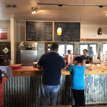 B-Daddy's BBQ - Barbeque Near Me - Helotes, Texas