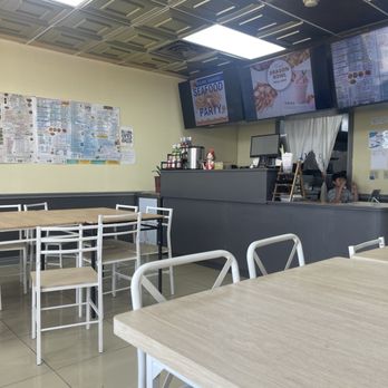 Dragon Bowl - Inside - Asian Fusion Near Me - The Village, Oklahoma Dragon Bowl - Inside - Asian Fusion Near Me - The Village, Oklahoma