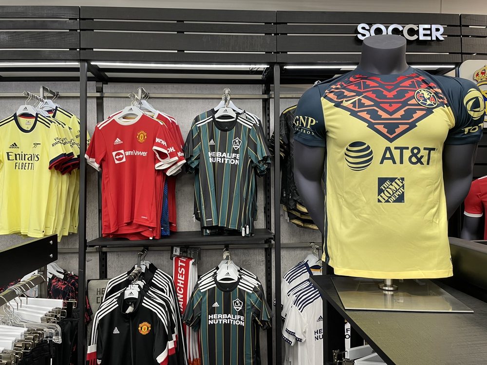 SOCCER STORES Updated September 2024 11 Photos & 65 Reviews 7600
